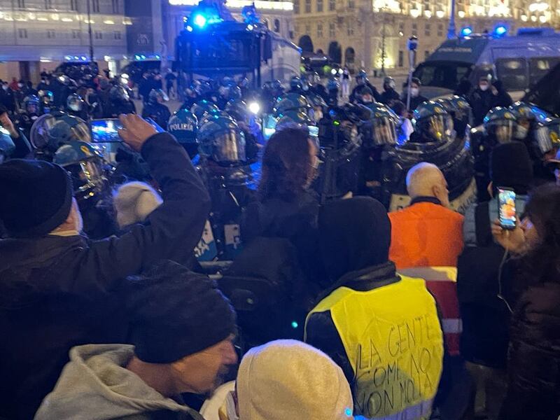 Corteo no pass a Trieste 3