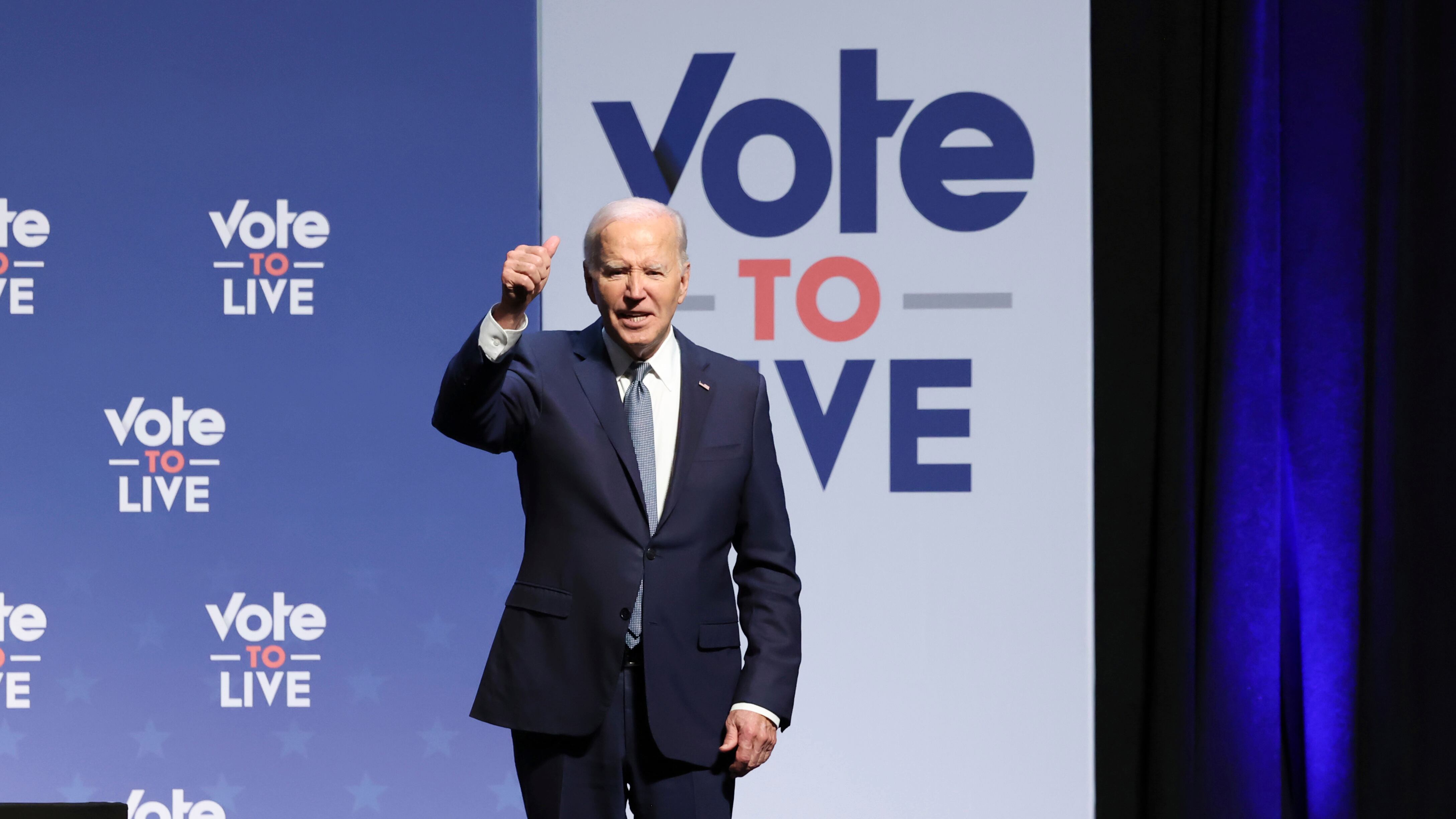 "Mi ritirerei solo per un problema medico". Biden non arretra sulla sua candidatura