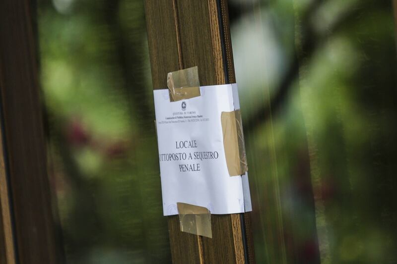 Pavone Canavese, tabaccaio uccide il ladro di notte 4