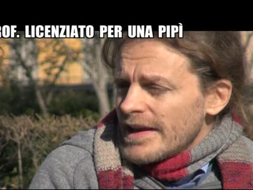 Prof licenziato per la pipì in un cespuglio: giudice lo reintegra (e avrà gli arretrati)