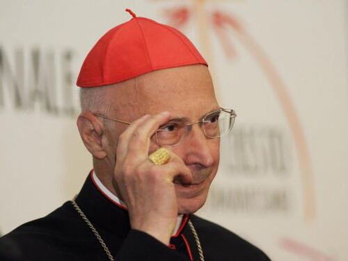 Bagnasco: "Non vedo motivi per militarizzare le chiese"