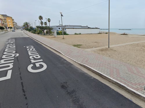 Quindici minori stranieri contro uno: 17enne di Porto San Giorgio malmenato per futili motivi