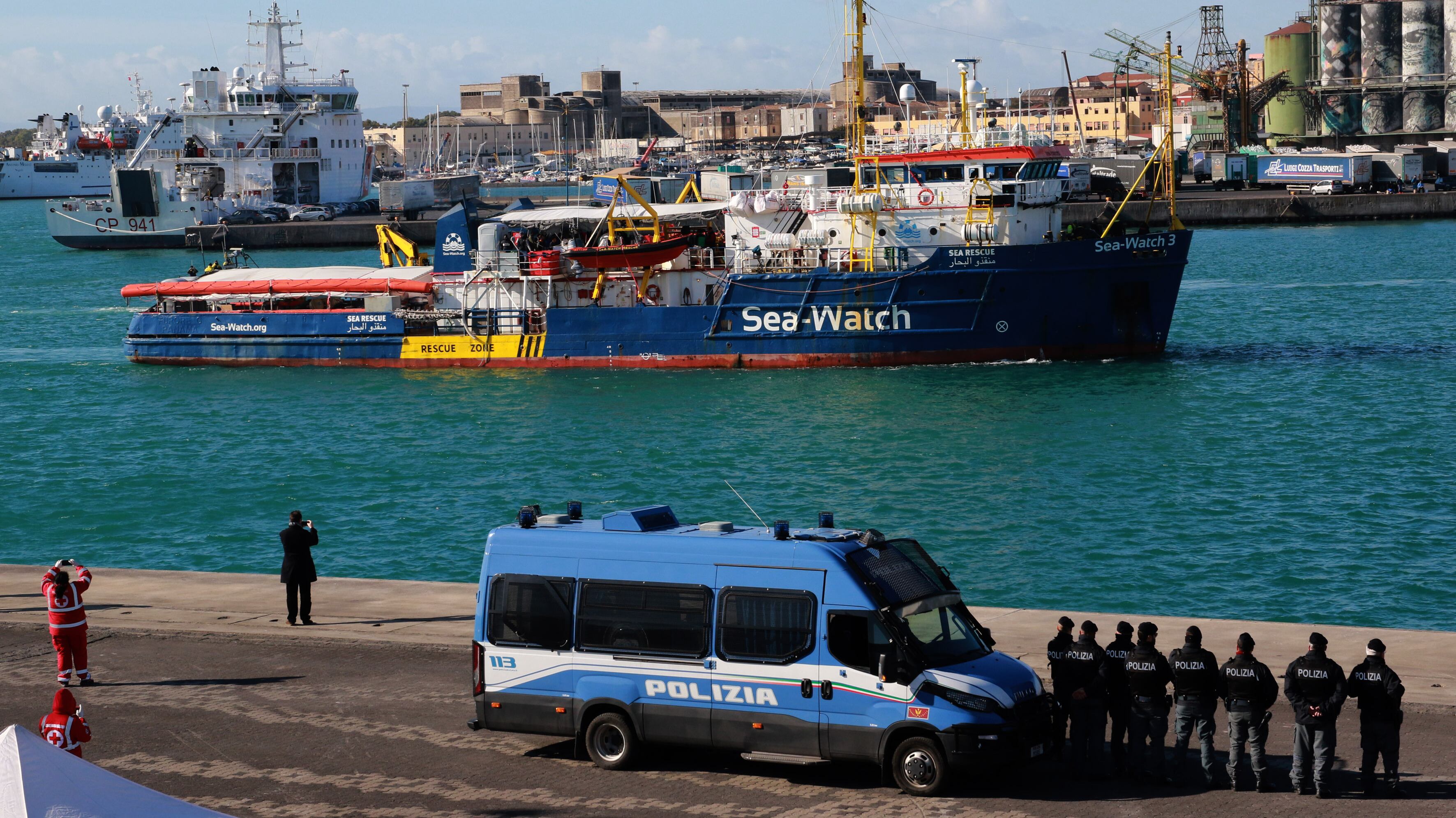 Il cardinale tuona su Sea Watch 3: "Atteggiamenti incomprensibili"
