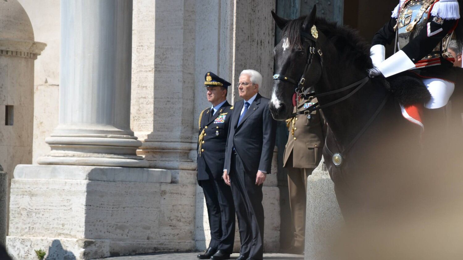 Mattarella non mollerà
