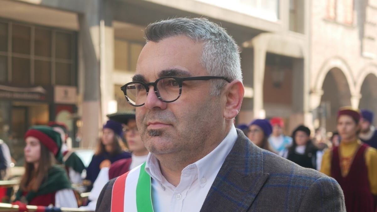 Organizzò concerto durante la pandemia, assolto. "La sinistra strumentalizza il Covid"