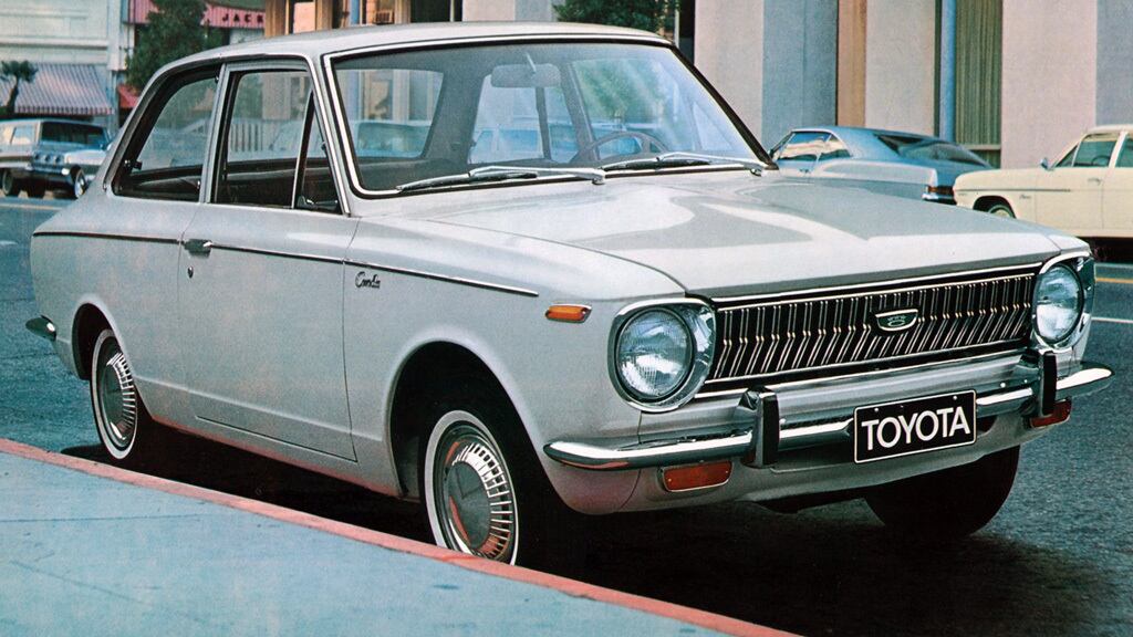 Toyota Corolla, storia dell'auto più venduta al mondo
