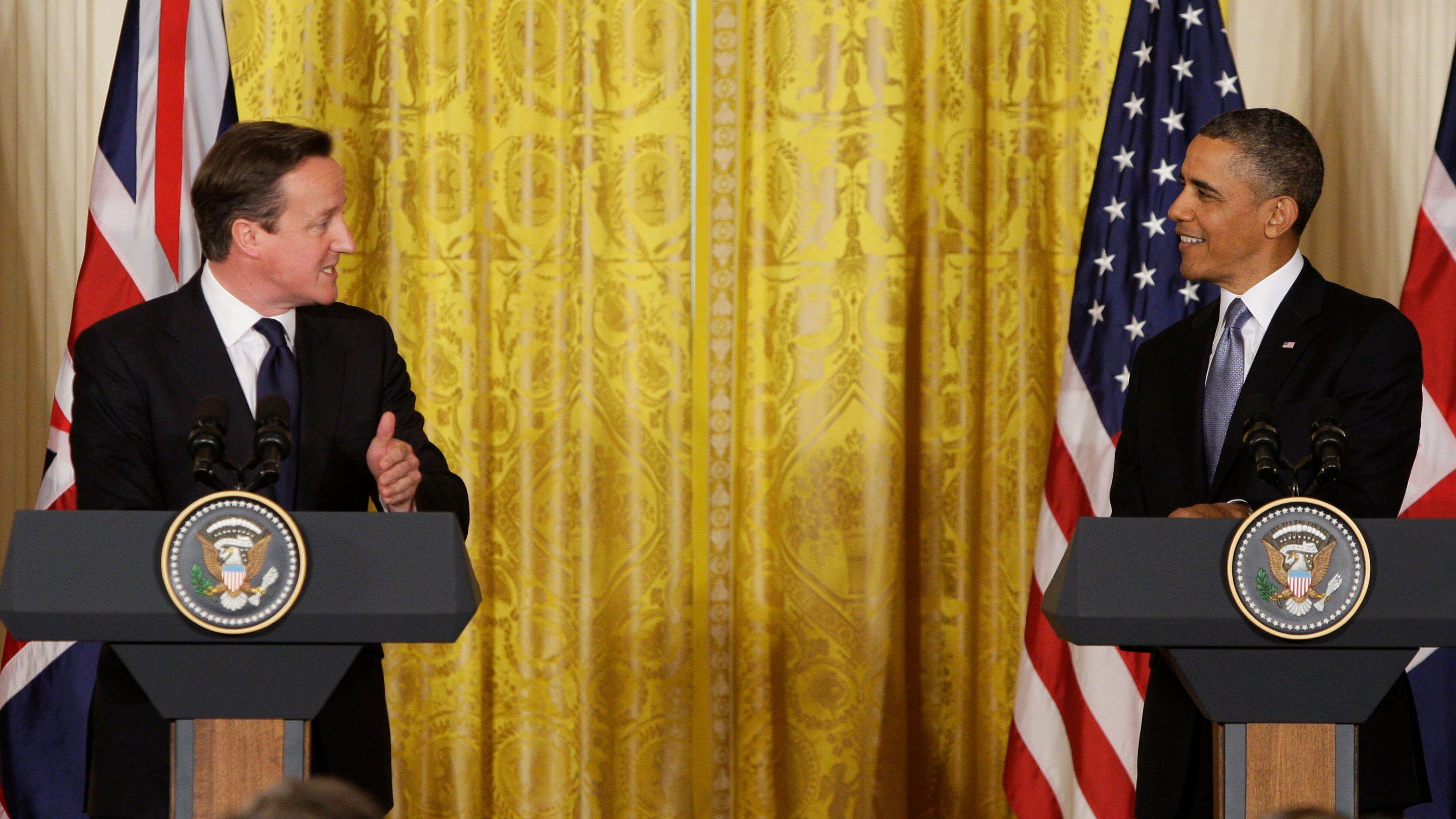 Cameron e Obama avanti cauti: "Più pressione per deporre Assad"