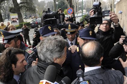 Monetine contro Mussari 8