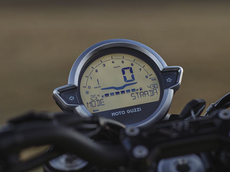 Moto Guzzi V7 Sport 2025 - Strumentazione