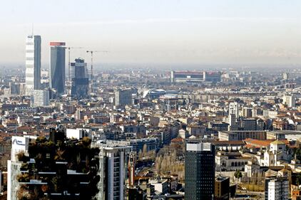 Milano, le panoramiche scattate da Palazzo Lombardia mostrano una città incantevole 5
