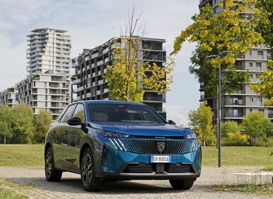 Nuova Peugeot 3008, guarda tutte le foto 38