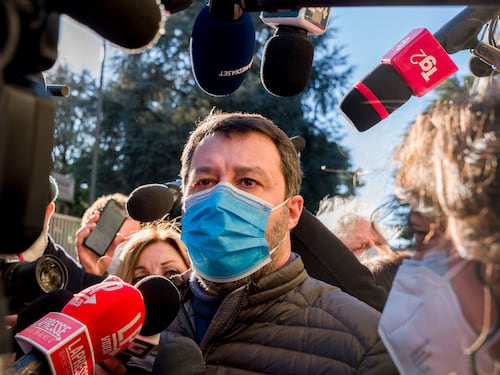 Il proporzionale taglia le alleanze. L'irritazione del Cav e Salvini