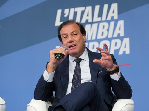 La ricetta del governo: "Meno tasse al ceto medio"