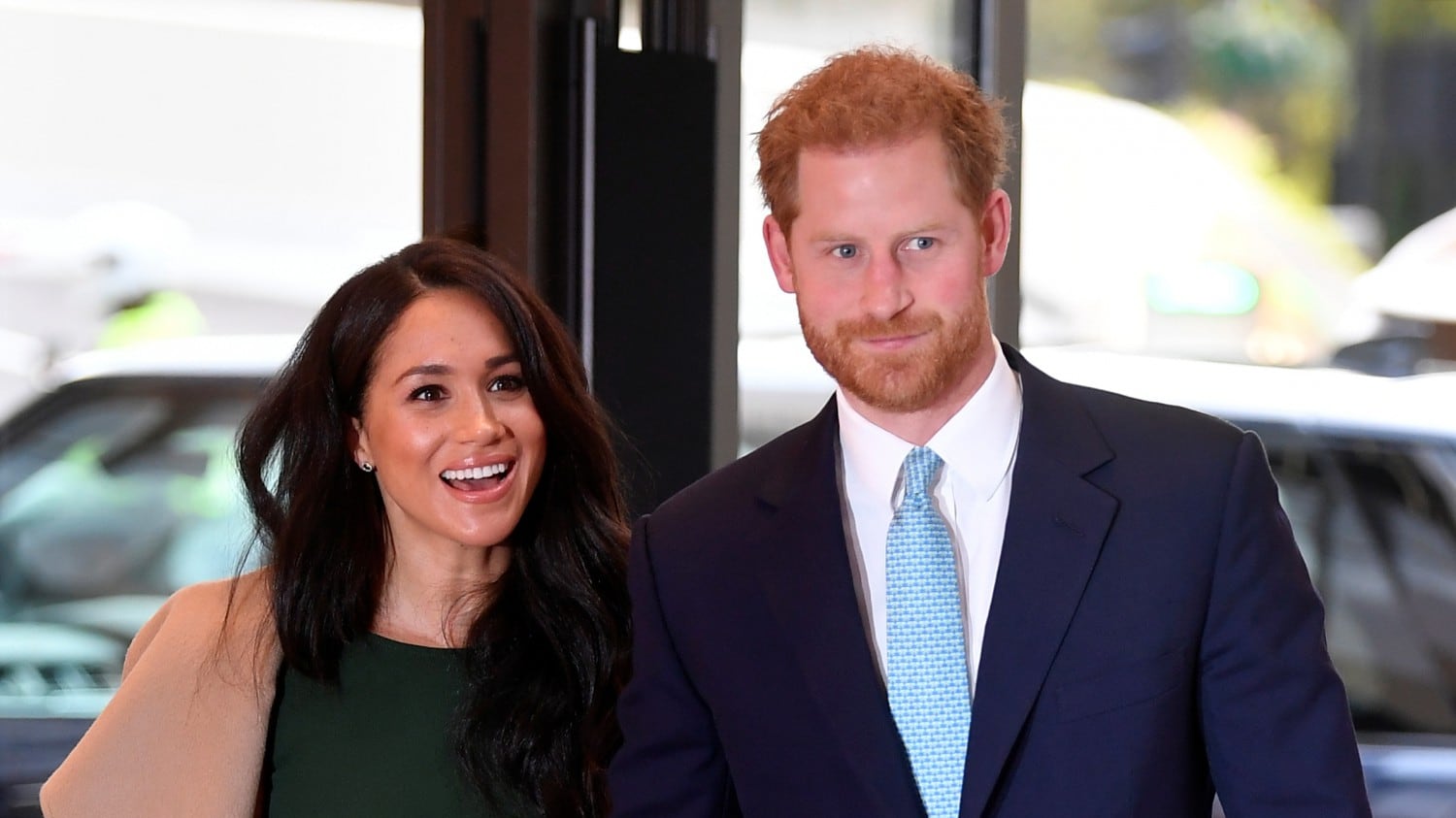 Perché Meghan Markle e il principe Harry fuggono a Los Angeles?