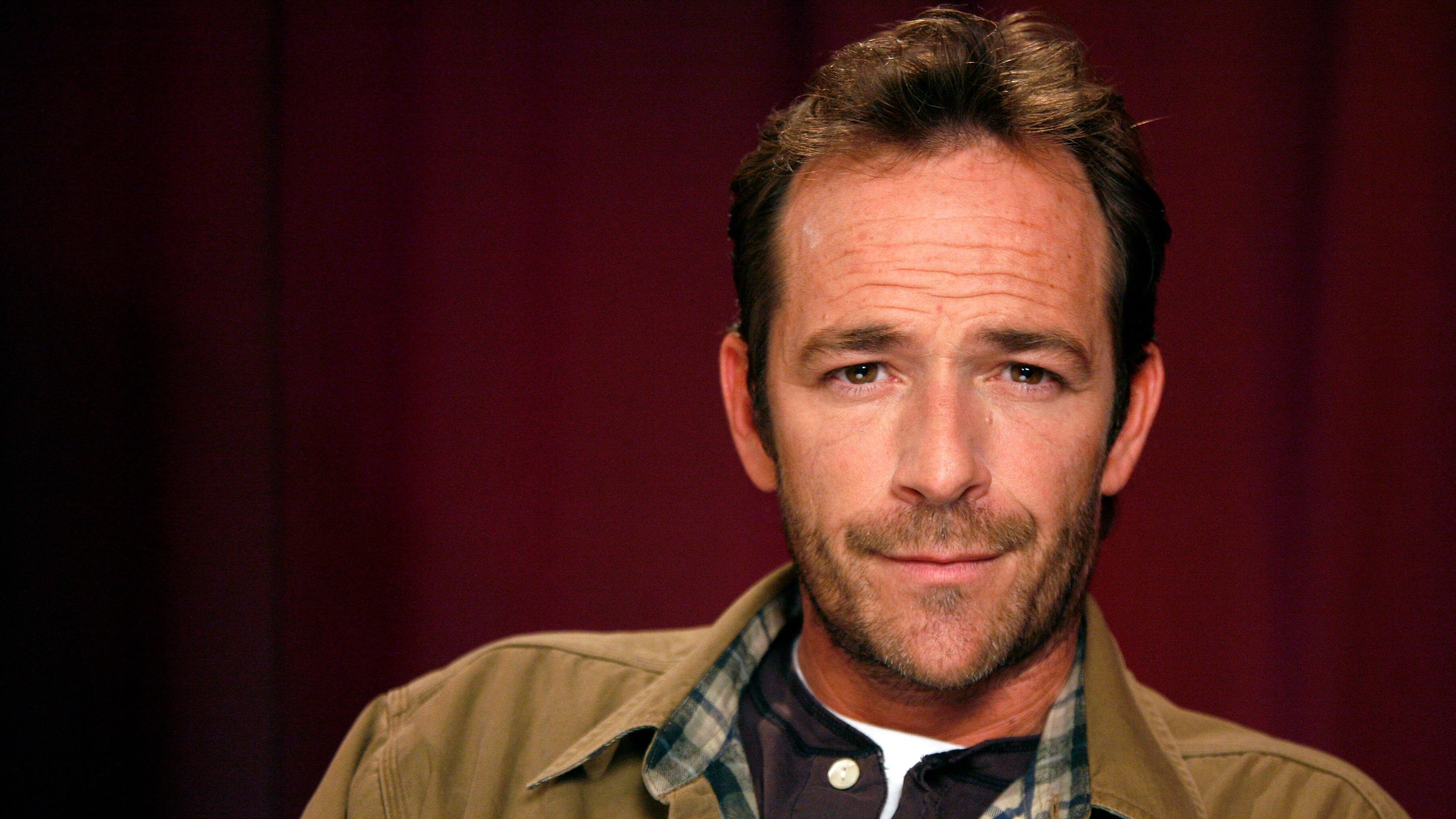 Un anno dalla morte di Luke Perry, il ricordo degli attori