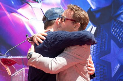 Il cast di Avengers: Endgamne a Hollywood per la cerimonia al Chinese Theatre 9