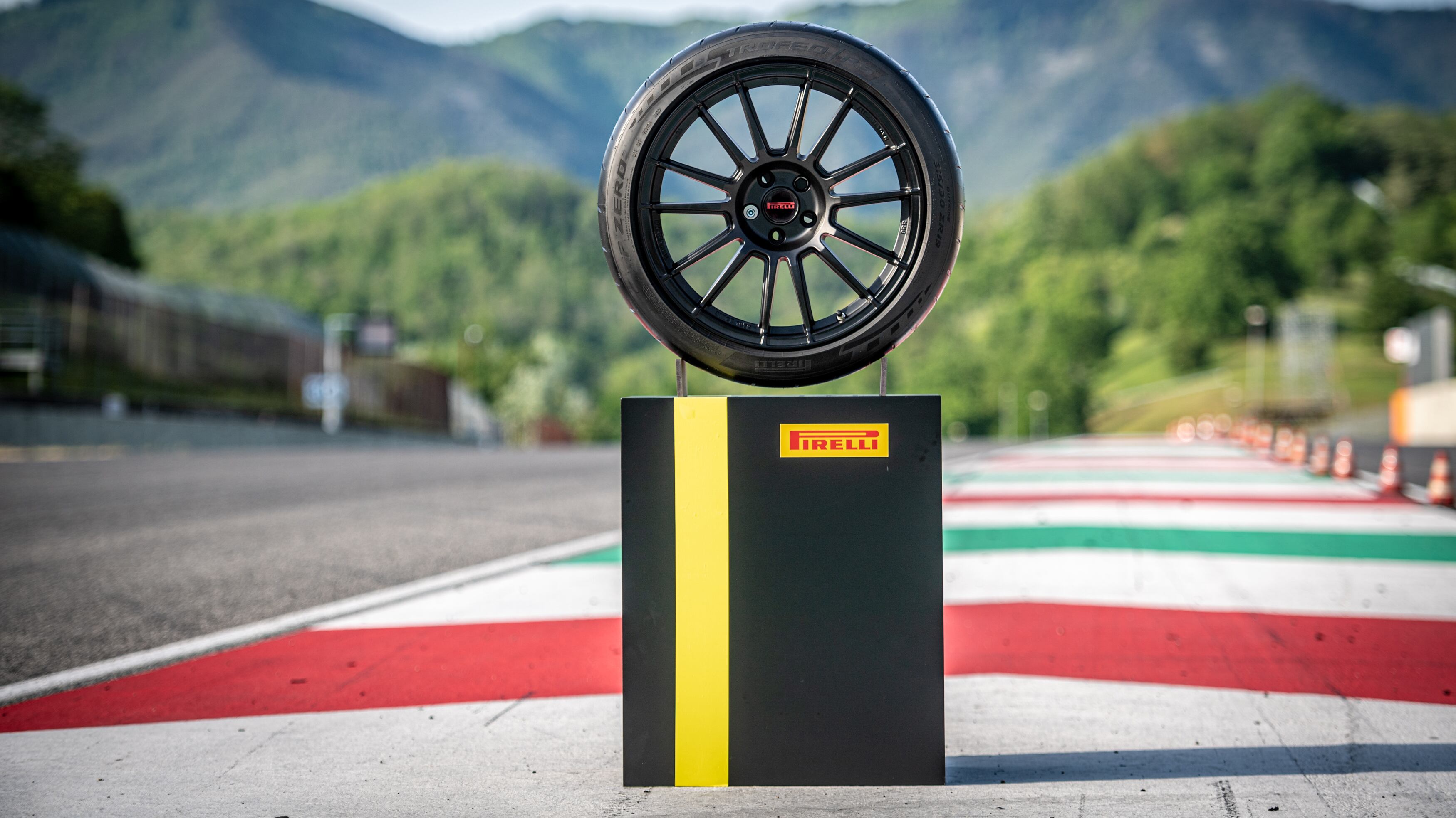 A Monza il futuro dei pneumatici stradali parla la lingua della F1
