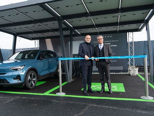 Stazioni di ricarica Volvo: 24 mesi di progetto Powerstop