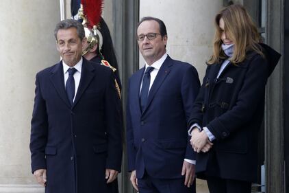 L'abbraccio a Parigi dei leader mondiali 2