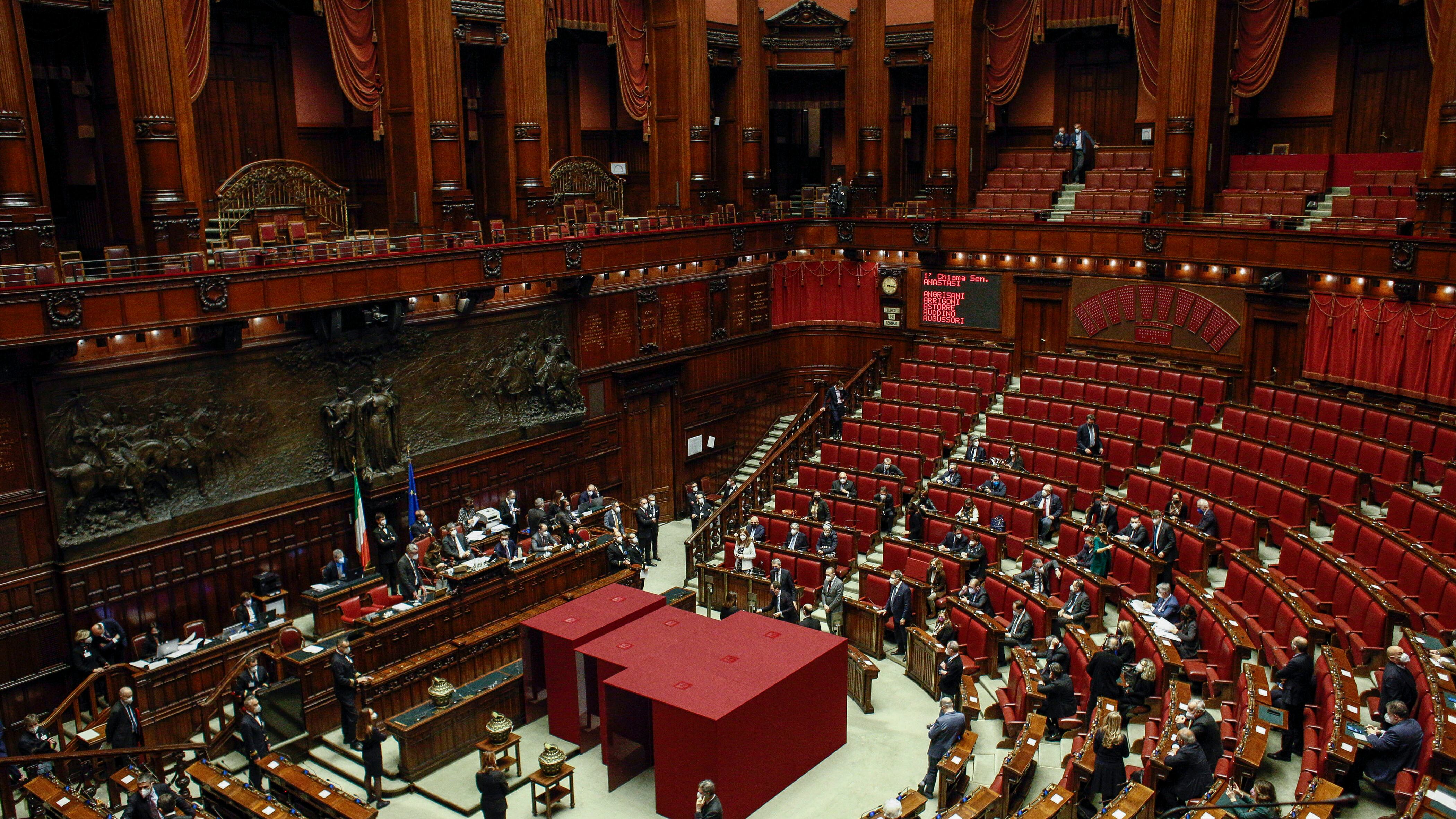Colle, fumata nera al primo scrutinio: ecco tutti i voti