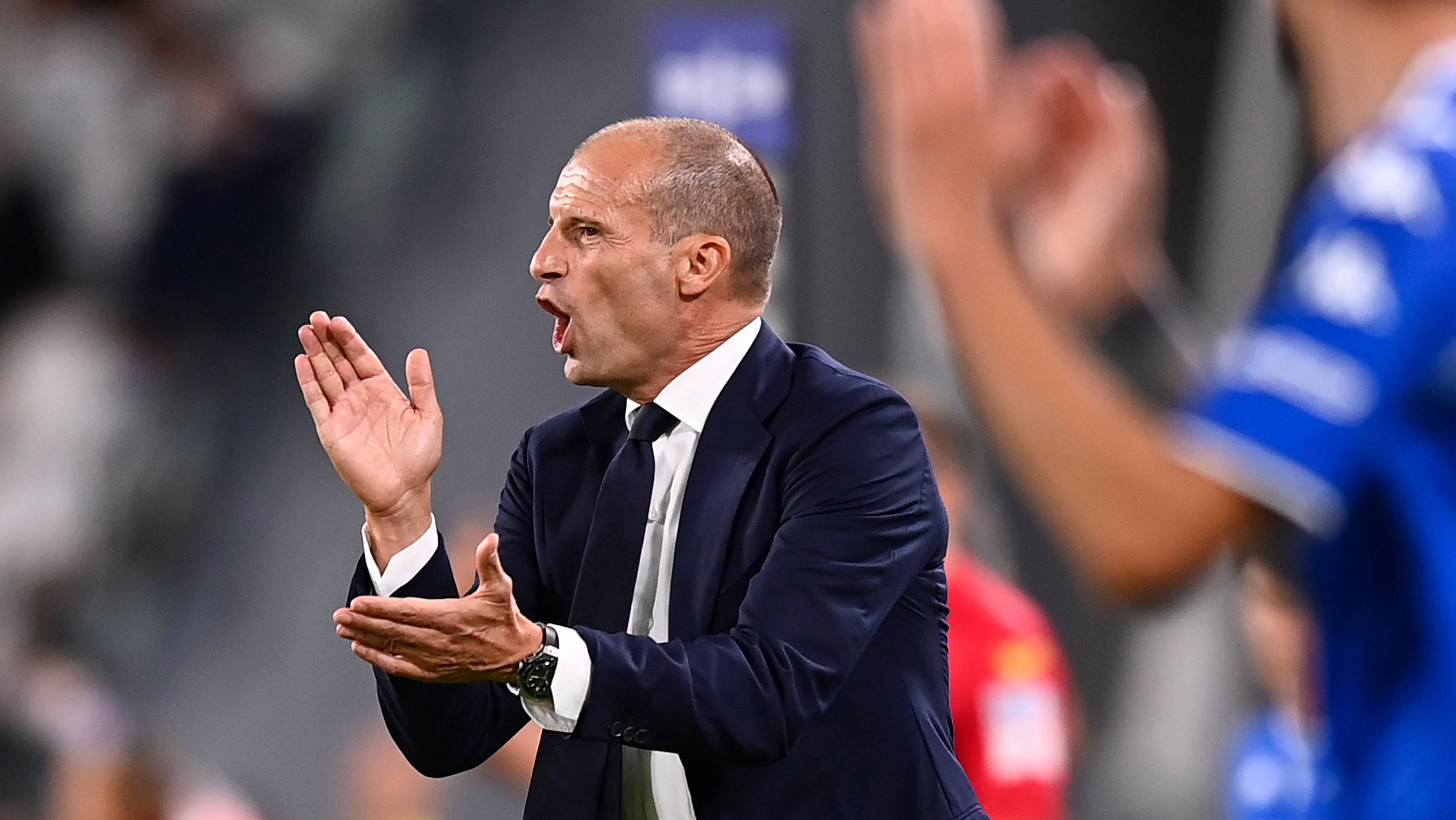 Il ritorno di Allegri? Cosa rivela la sua firma...