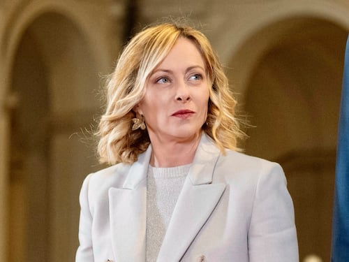 Meloni: "Un atto voluto dei pm. Danno all'Italia, divento matta"