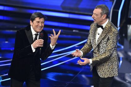 Sanremo 2024: ecco il look della terza serata del Festival dI conduttore, co-conduttrice e ospiti 16