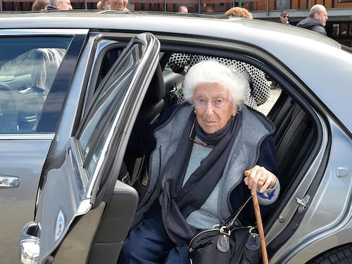 Rapina nella villa di Sole Agnelli. Colf legata, presa la cassaforte