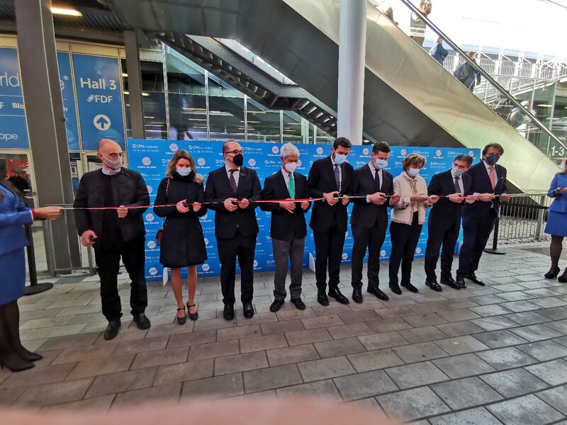 Taglio nastro CPhI Worldwide 2021 Fiera Milano
