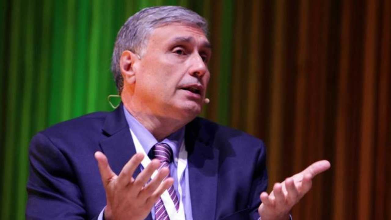 Silvestri: "Uscire dall'isteria collettiva. Ecco i veri dati su Omicron"