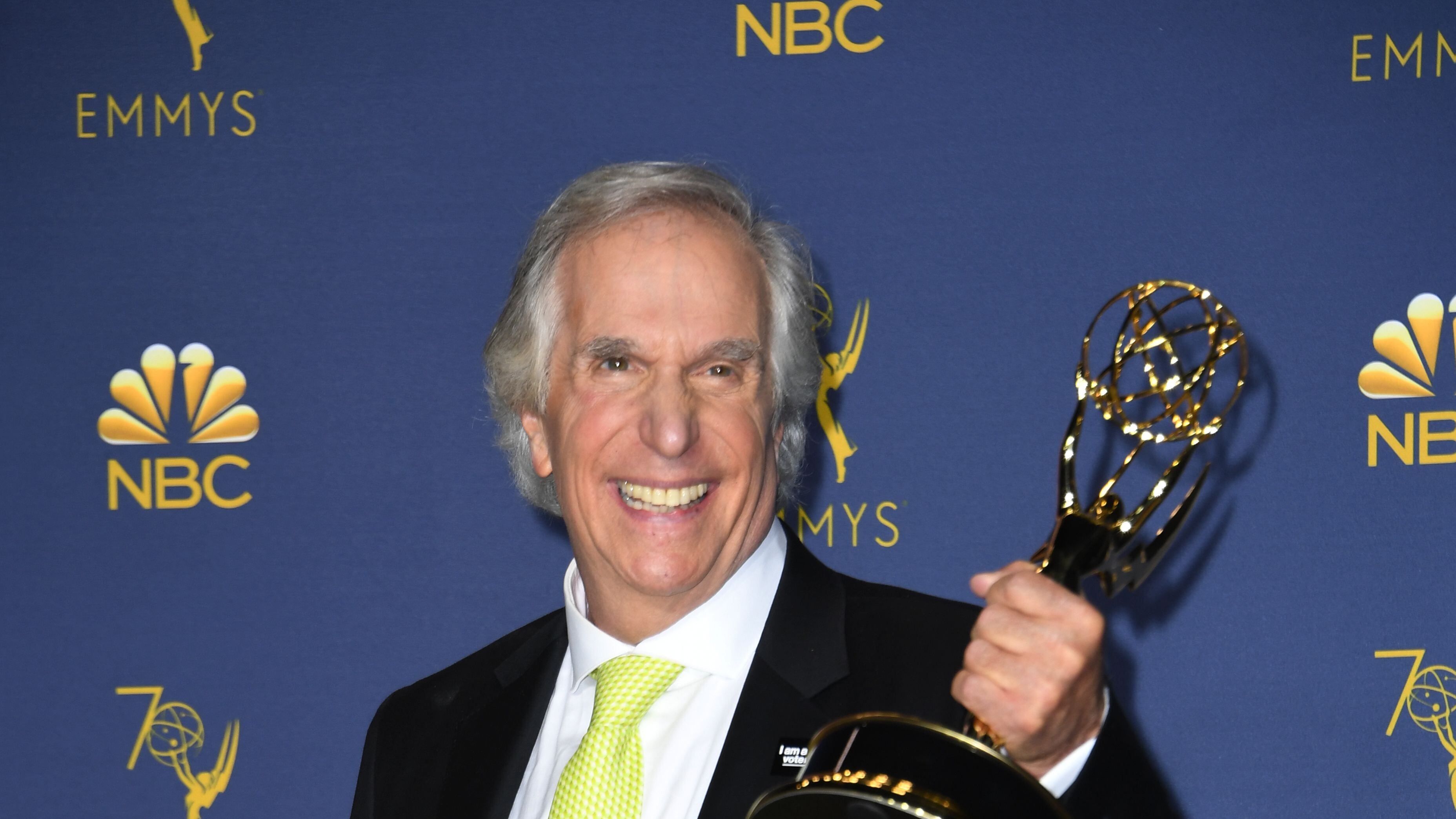 Un "eeeehi" per Fonzie, per la prima volta premiato Henry Winkler