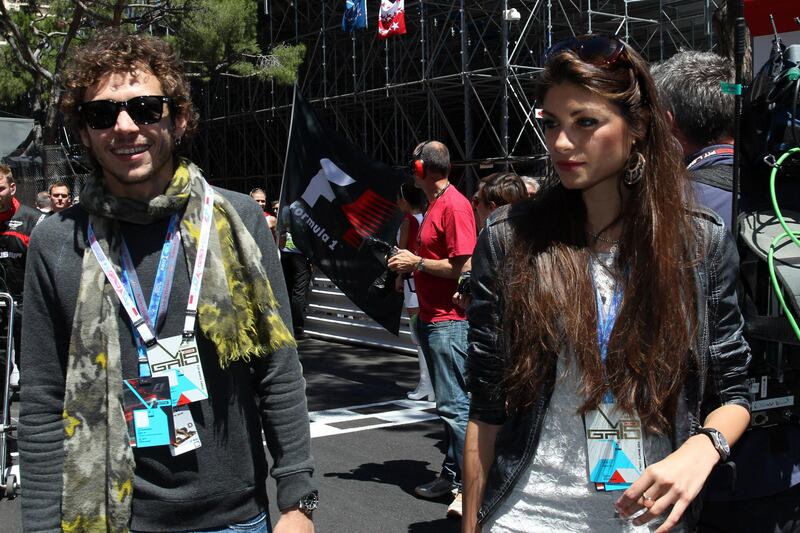 L'ombrellina, le foto, la fine della favola: la storia d'amore tra Valentino Rossi e Linda Morselli