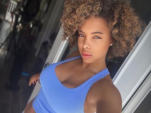 Hencha Voigt sensuale su Instagram