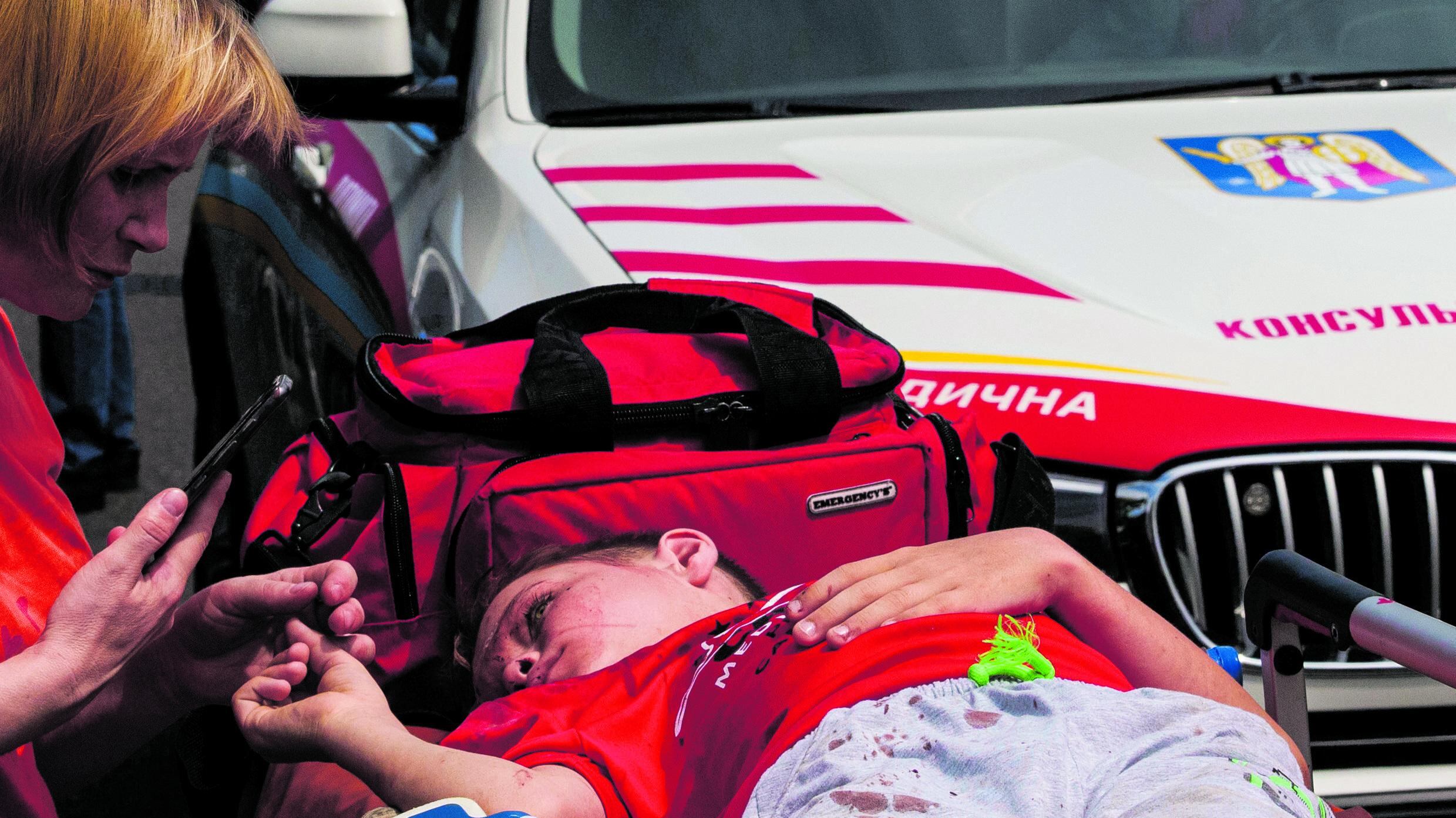 Raid russo: 40 missili su Kiev. Strage alle cliniche dei bimbi