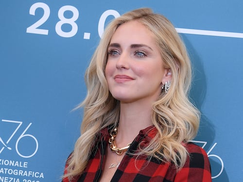 Chiara Ferragni mostra la "pancia", ma il messaggio di body positive scatena la polemica