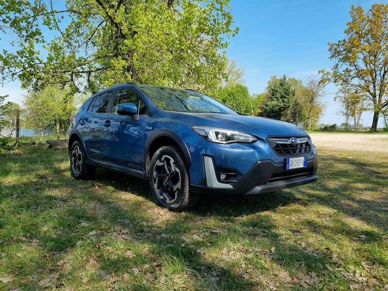 Subaru XV 2023, la prova su strada: guarda le foto 8