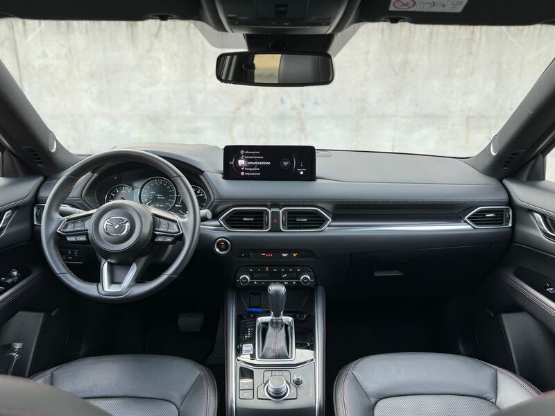Mazda CX-5 2024: guarda la gallery del suv premium giapponese 16