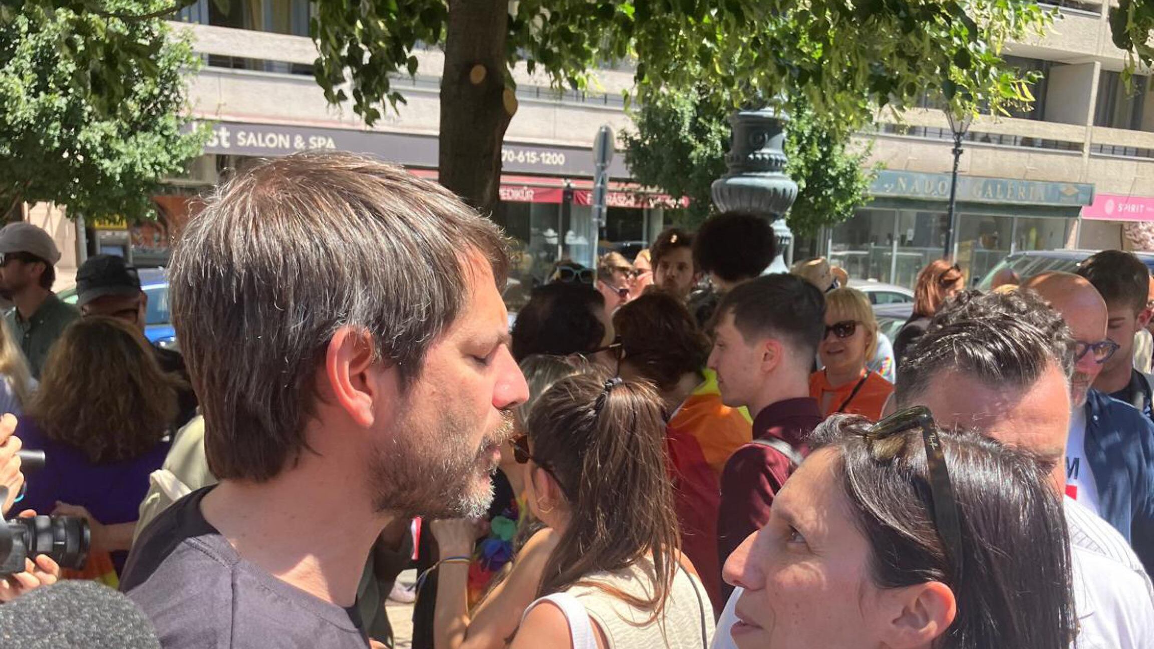 Orbán attacca l'Europa: "Suo Pride ripugnante". Schlein, svarioni e dubbi
