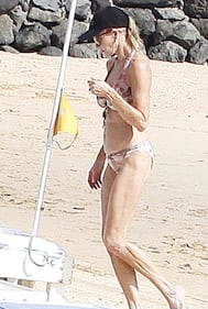 Sarah Jessica Parker e le altre star over 40 in bikini 35