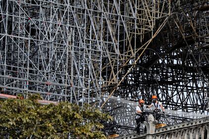 Parigi, riprendono i lavori di ristrutturazione di Notre Dame 9