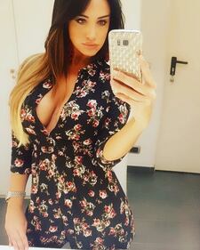 Marika Fruscio, scollatura da brivido 3