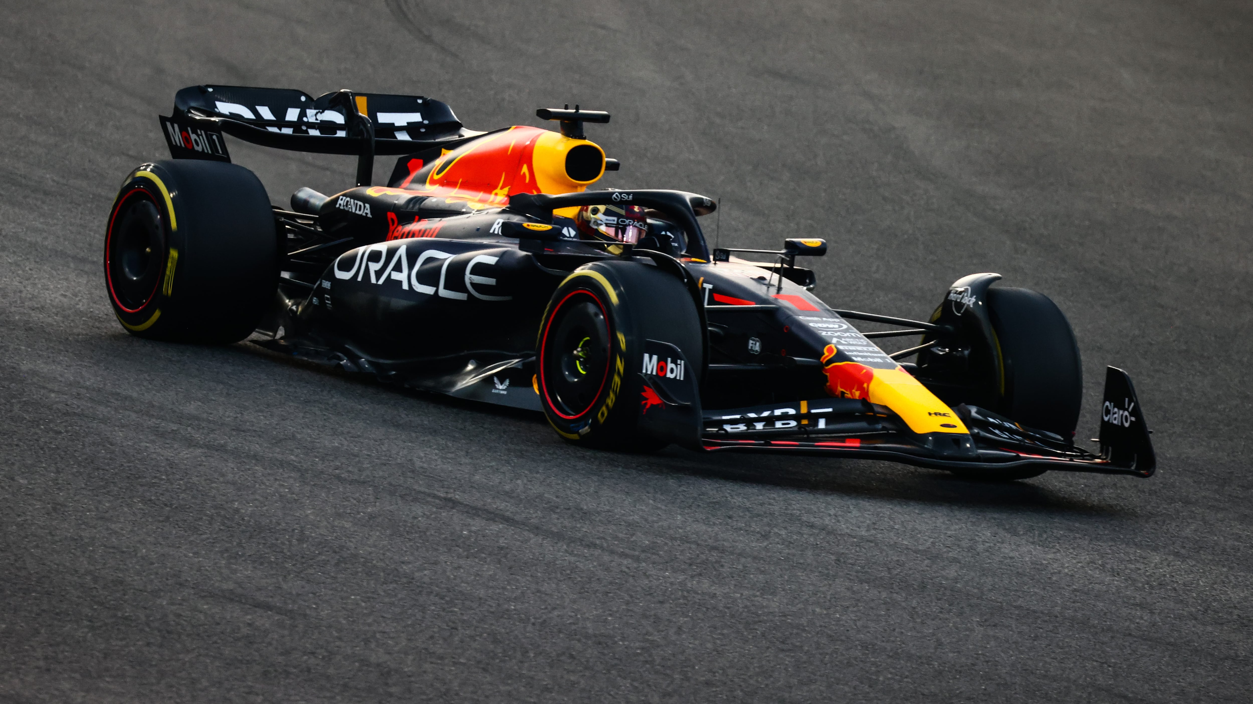 F1, Verstappen vince ancora. Ferrari superata dalla Mercedes nel mondiale costruttori