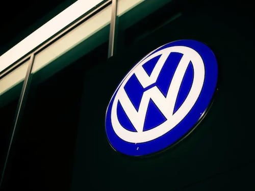 Volkswagen dimezza i modelli carte, coperte sui 120mila esuberi