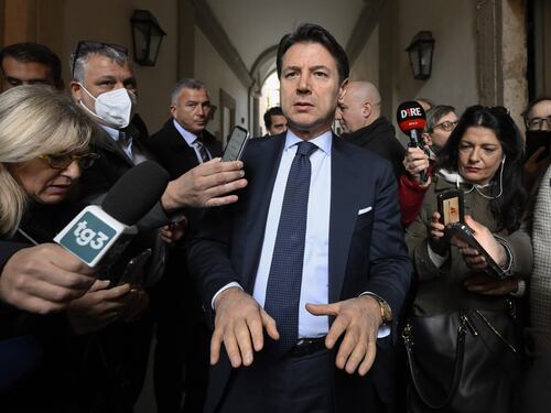 Pandemia Covid, i pm puntano Conte