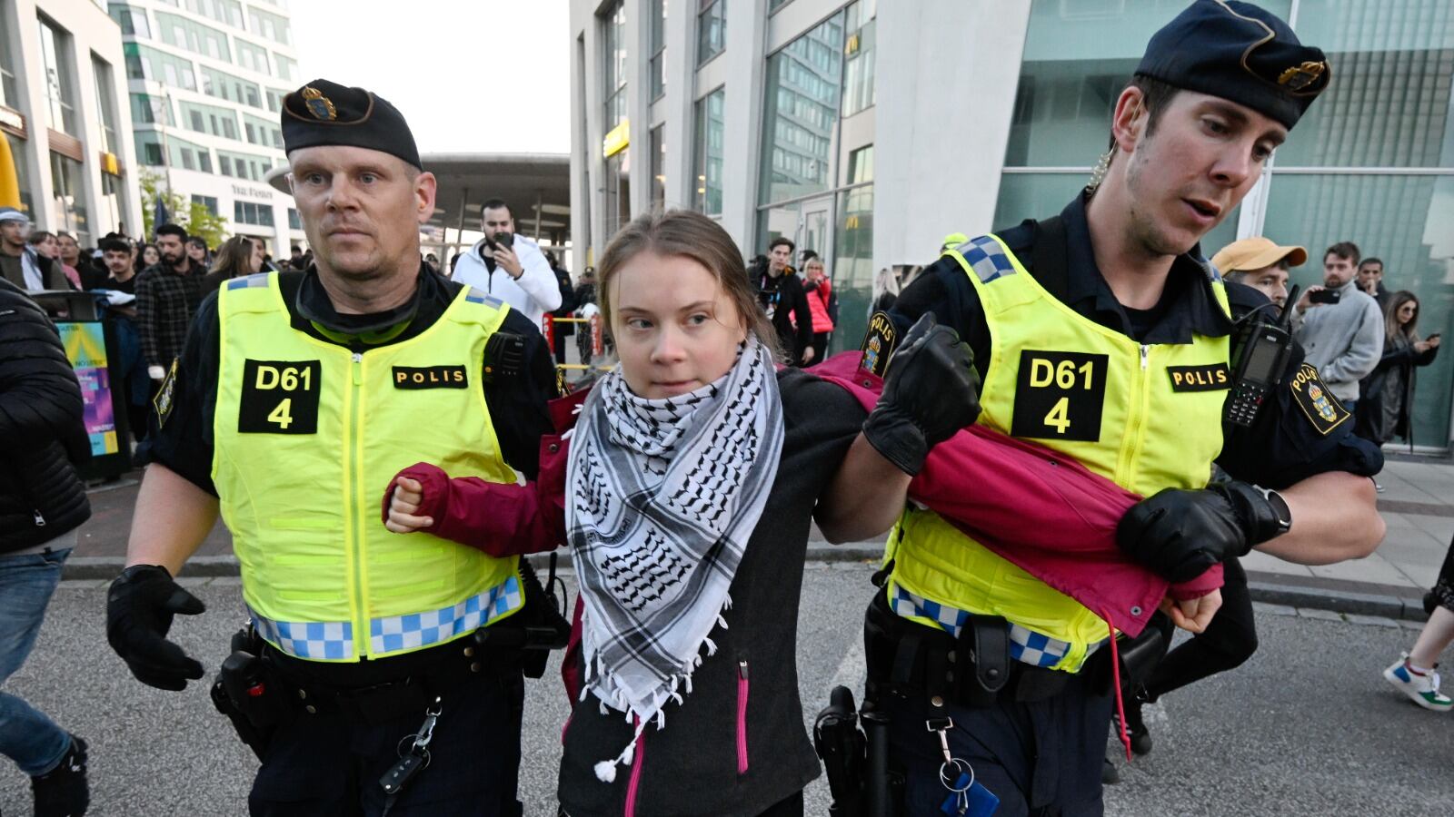 L'estetica satanica, Rovazzi e Greta Thunberg. Le parole della settimana