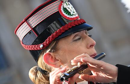La Banda dell'Esercito a Piazza Farnese per la Festa delle Forze Armate  14
