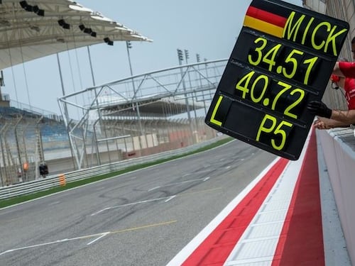 Corinna Schumacher, una mamma come tante altre