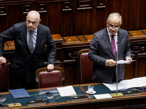 Due ministri oggi in Aula. Caso Almasri in diretta tv