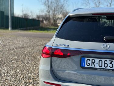 Mercedes Classe E SW Diesel: guarda la gallery della familiare dai bassi consumi  9