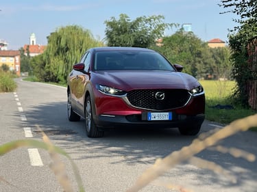 Mazda CX-30 2025: la gallery del crossover con il nuovo 2.5 ibrido 9